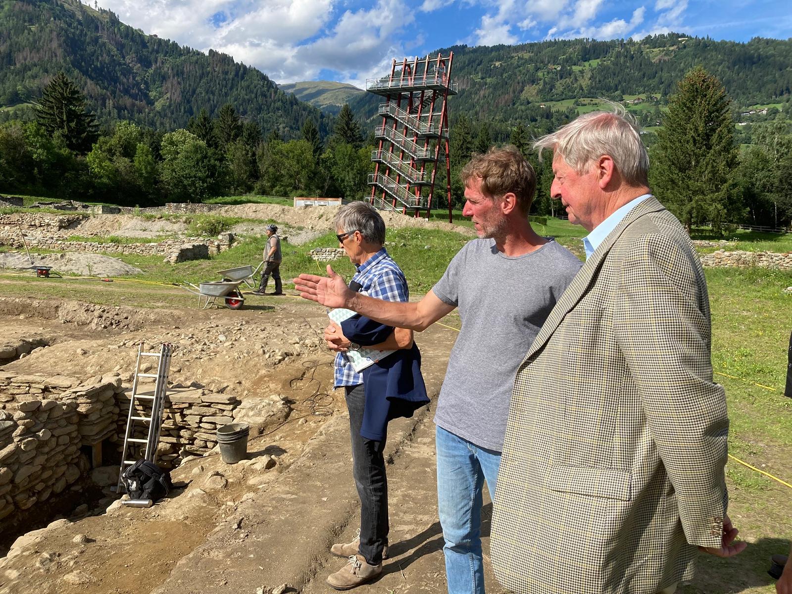Grabungsleiter Martin Auer und Obmann Leo Gomig: Foto: Stangl