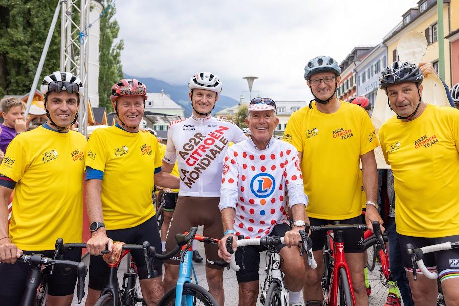 Vor dem Start der Tour de Gall mit (vl) Thomas Rohregger, Helmut Wechselberger, Felix Gall, Wolfgang Steinmayr, LH Anton Mattle und TVB-Obmann Franz Theurl. Foto: Expa/Groder
