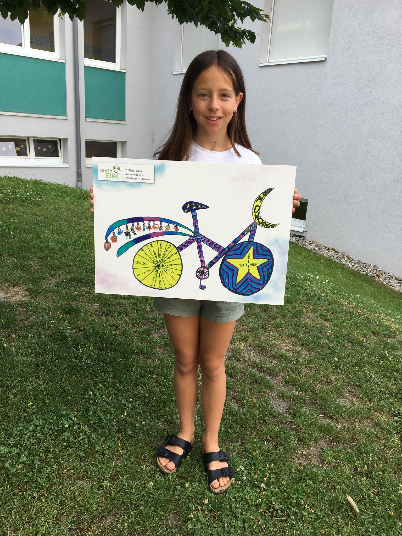 Annelie Bacher mit ihrem Sternzeichen-Rad/VS Virgen