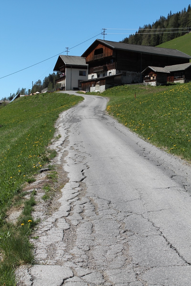 Sch&auml;den, wie hier im Bereich der Hofstelle Untermoos, sollen bald der Vergangenheit angeh&ouml;ren. Foto: Land Tirol/Agrar Lienz