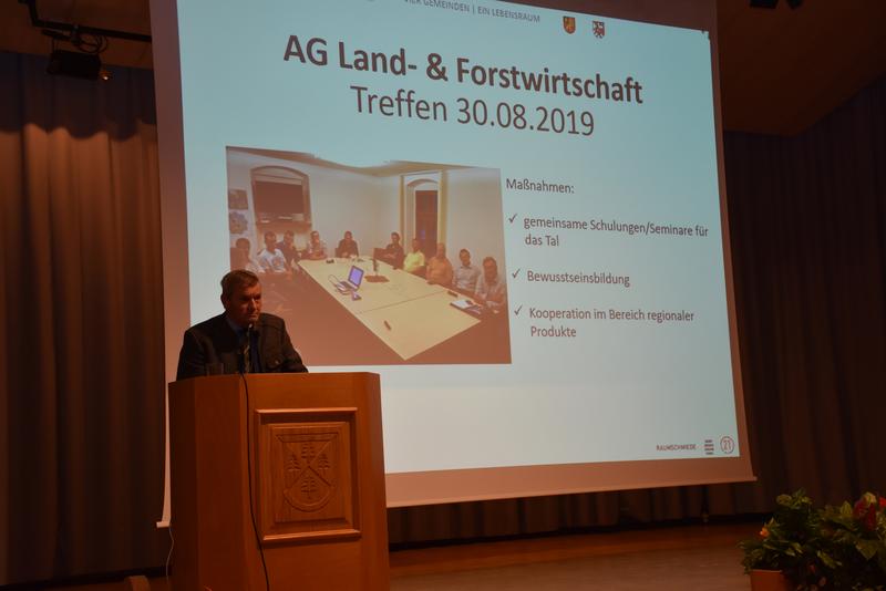 Die Arbeitsgruppen pr&auml;sentierten ihre Ergebnisse.