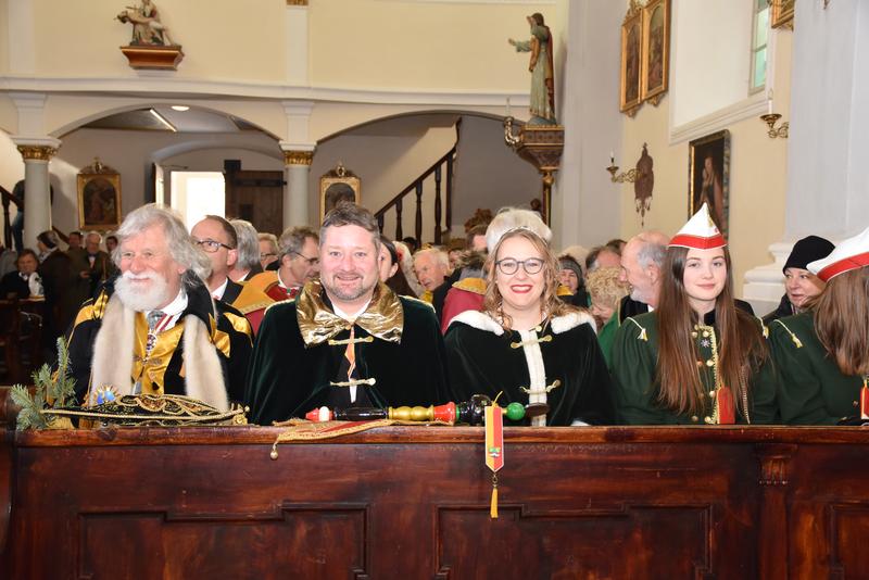 Bruno Arendt und das Marktgrafenpaar Christian Hopfgartner und Heidemarie Brandst&auml;tter.