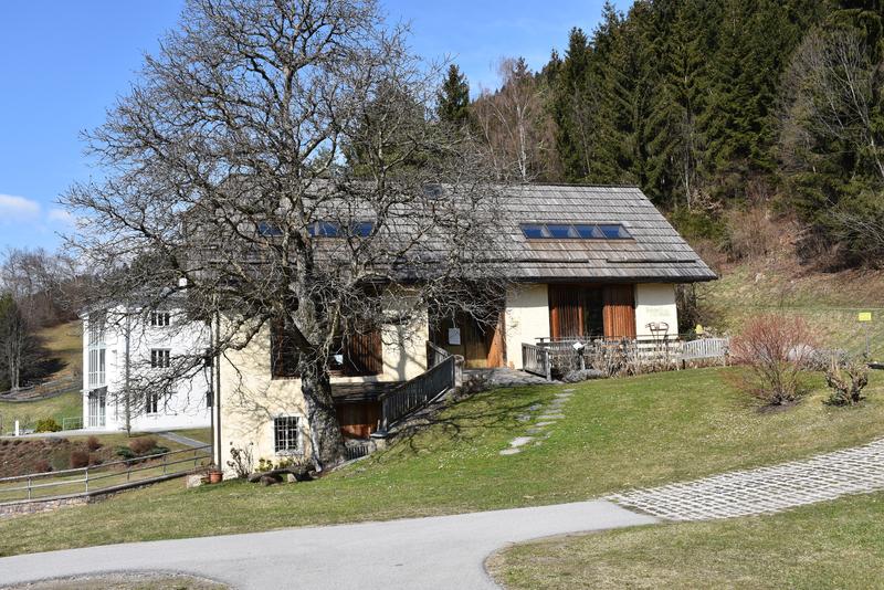 Unterhalb des Pfarrerstadels kommt ein Kr&auml;uterverarbeitungsraum hinein.