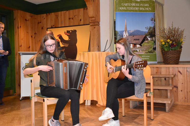 Marie und Annalena Forster sorgten f&uuml;r die richtigen T&ouml;ne.