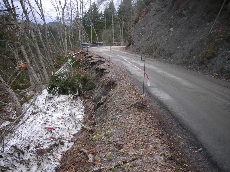 Bei den Unwettern wurden die Wege an mehreren Stellen stark in Mitleidenschaft gezogen. Foto: LPD