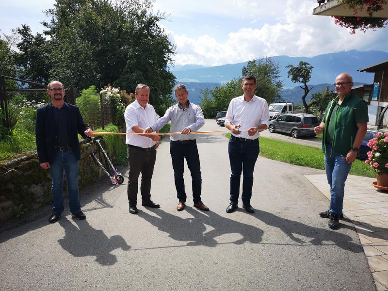 Auch in Millstatt wurde das neue Stra&szlig;en Teilst&uuml;ck er&ouml;ffnet. Foto: B&uuml;ro LR Gruber