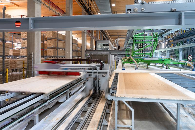 Modernste Technik im neuen Werk in Steinfeld.