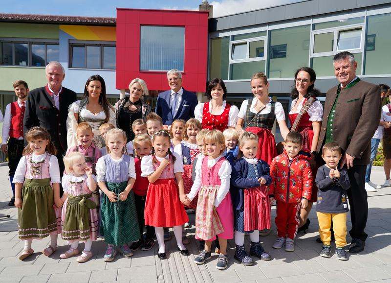 Viele G&auml;ste bei der Er&ouml;ffnung des BZ in Obervellach.