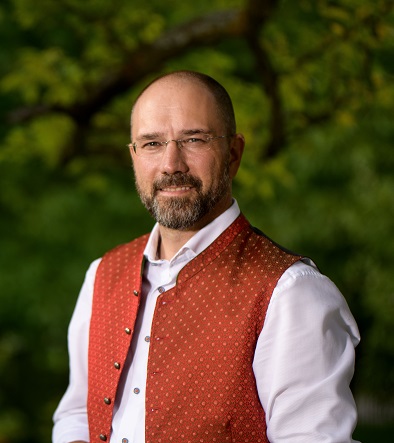 Mit dem Glasfaser-Ausbau werden die Gemeinden als Arbeitsort und als Wohnort massiv aufgewertet, so K&ouml;tschach-Mauthens Bgm. Mag. (FH) Josef Zoppoth.