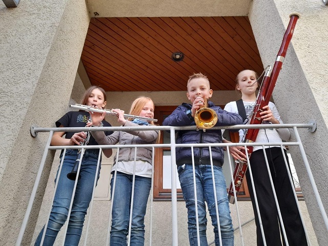 Die Happy Woods mit Laurenz Gigler von den "Trompizzies"..