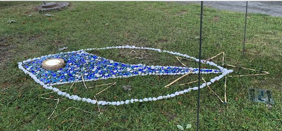 Bereits in der Kunstaktion um den M&uuml;hlbach brachte sich Gudrun Kargl ein. Fotos: privat