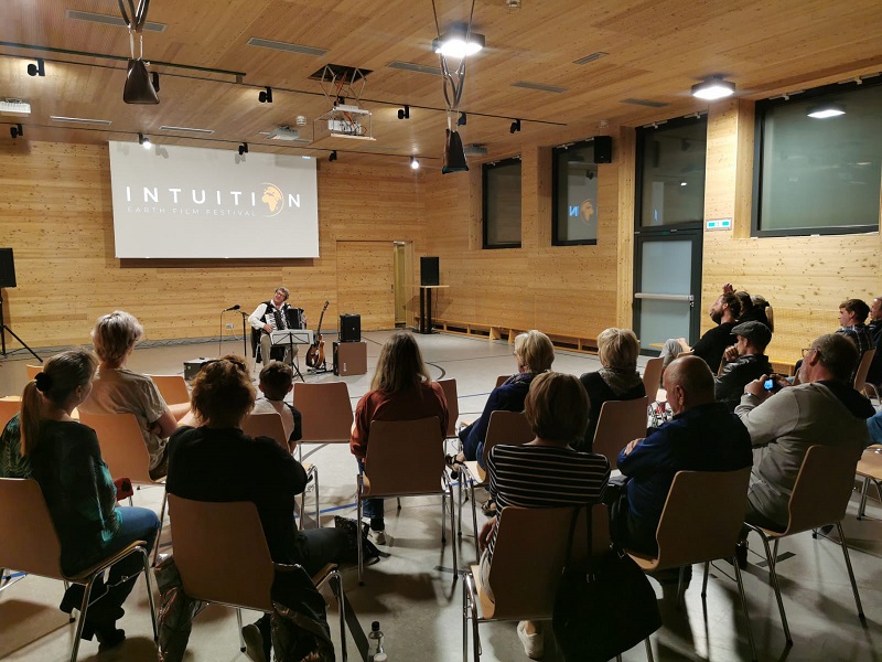 Jakob Pernul von der Pheldmannb&uuml;hne in Tr&ouml;polach spielte am ersten Abend.