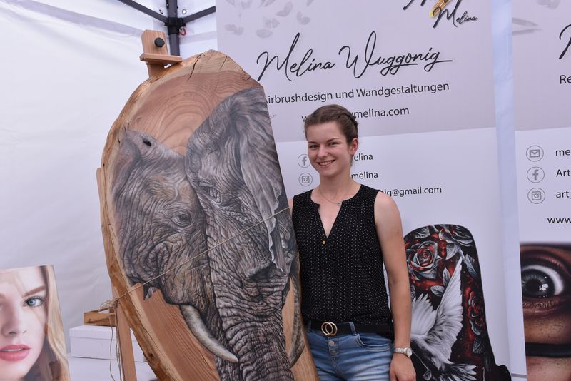 Beeindruckend im Detail: Airbrush-K&uuml;nstlerin Wuggonig aus Berg.