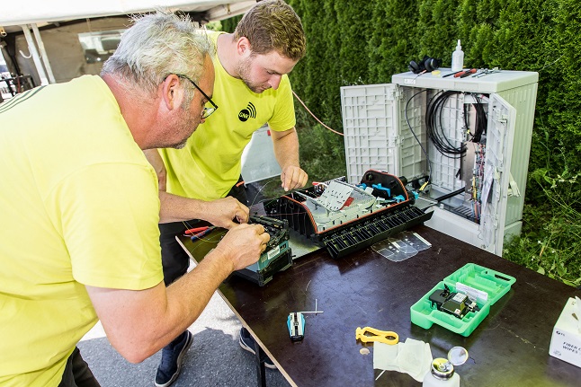 Splei&szlig;arbeiten f&uuml;r den Anschluss von Privath&auml;usern an das Glasfasernetz in Hermagor.