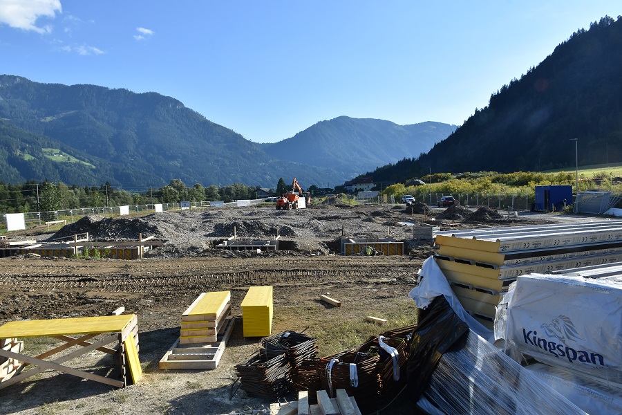 Die Fertigungshalle und B&uuml;ros werden sich &uuml;ber das gesamte Gewerbepark-Areal erstrecken.