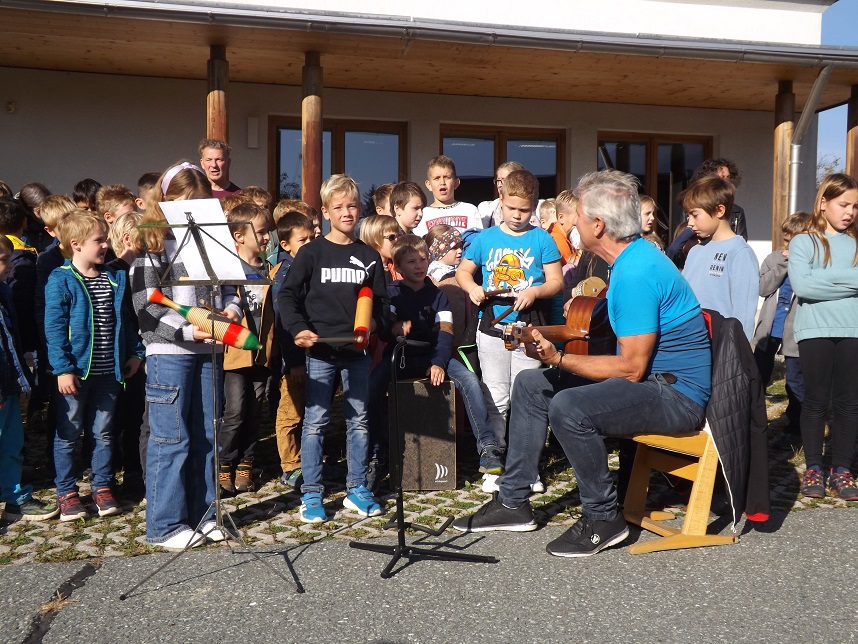 Zum Start der Aktionswoche wurde auch musiziert.