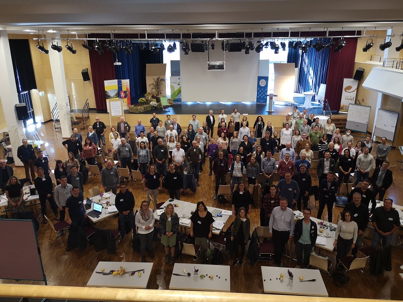 Mehr als 120 KEM Managerinnen und Manager.