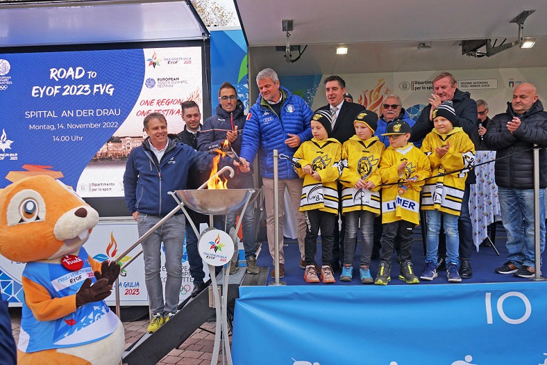 Schon im November wurde in Spittal das Olympische Feuer entz&uuml;ndet. Dieses Wochenende geht es los. Foto: eggspress