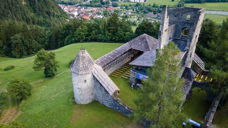 In der Burgruine Oberdrauburg. Foto: Andreas Lutche (4)