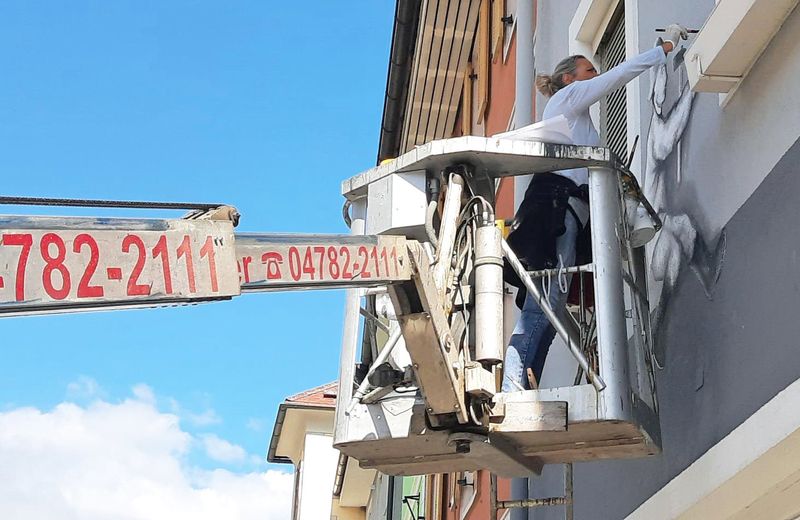 Edith Lesnik bei der Arbeit.