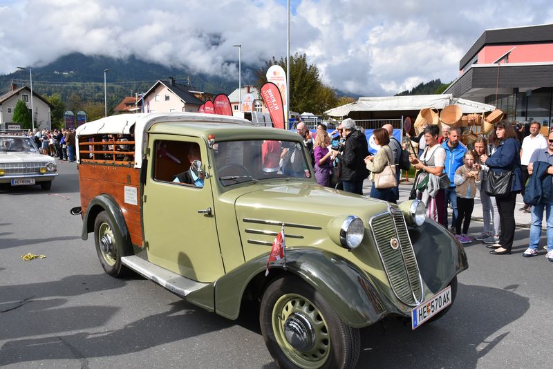 Oldtimershow am K&auml;sefest.