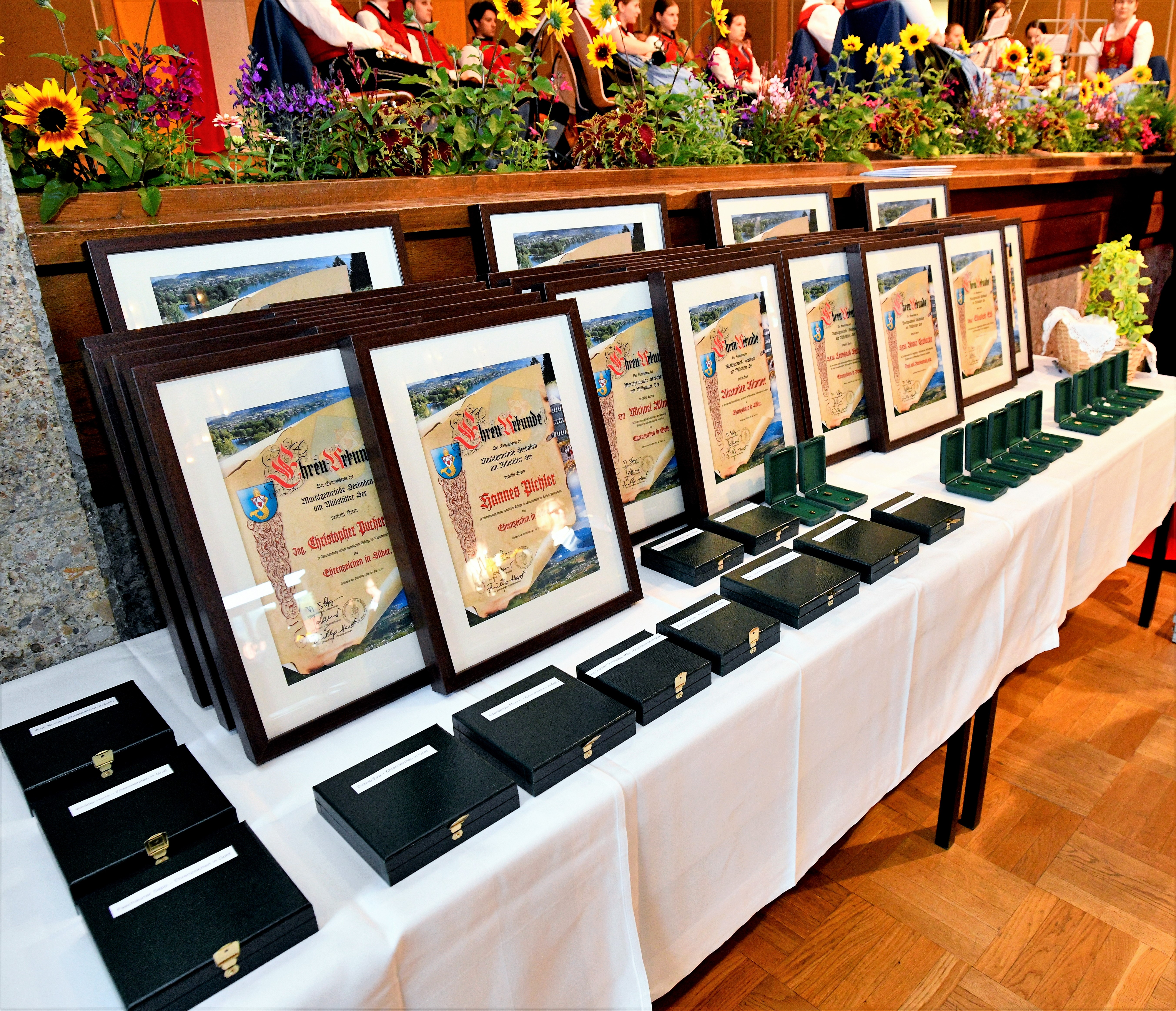 Alle Abzeichen und Urkunden