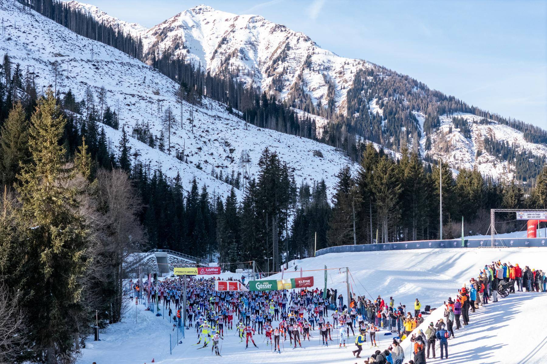&Uuml;ber 600 Langl&auml;uferInnen aus 34 Nationen gingen am Samstag beim Skating-Bewerb auf die Strecke. Foto: Expa Pictures