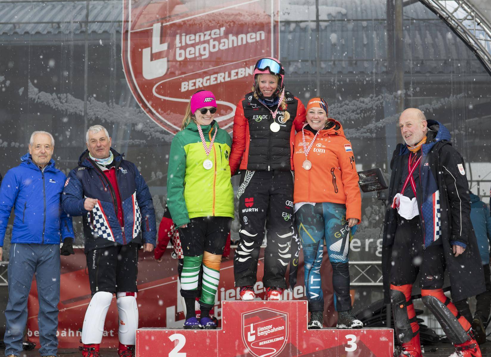 Podium der schnellsten Damen am Samstag. Foto: Peter M&auml;rkl