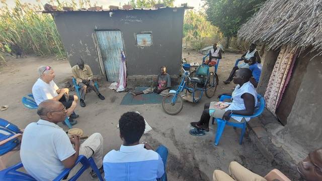 Lagebesprechung. Foto: OfM/Kr&ouml;sslhuber