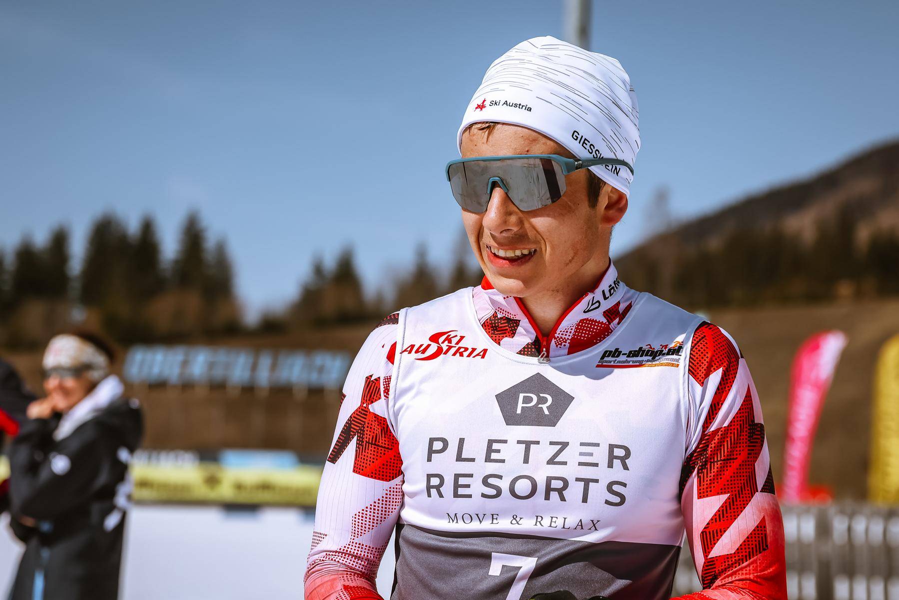 Der Osttiroler Tobias Ganner ist Fixstarter im Langauf-Weltcup und jetzt Vize-Staatsmeister im Langlauf Cross Country. Foto: Expa Pictures