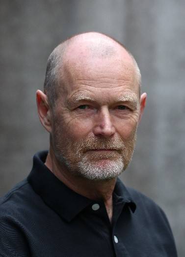 G&uuml;nter Bauernfeind.