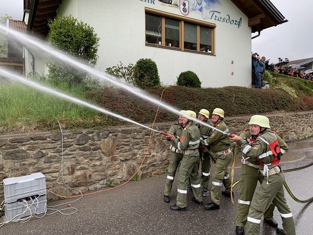 Der L&ouml;schangriff wurde nach 122 Kilometern und gut zehn Stunden wieder in Tresdorf beendet.