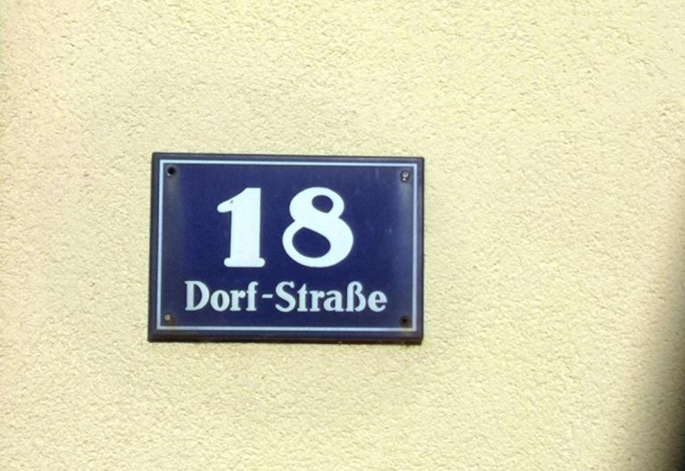 Warum sichtbare Hausnummern so wichtig sind