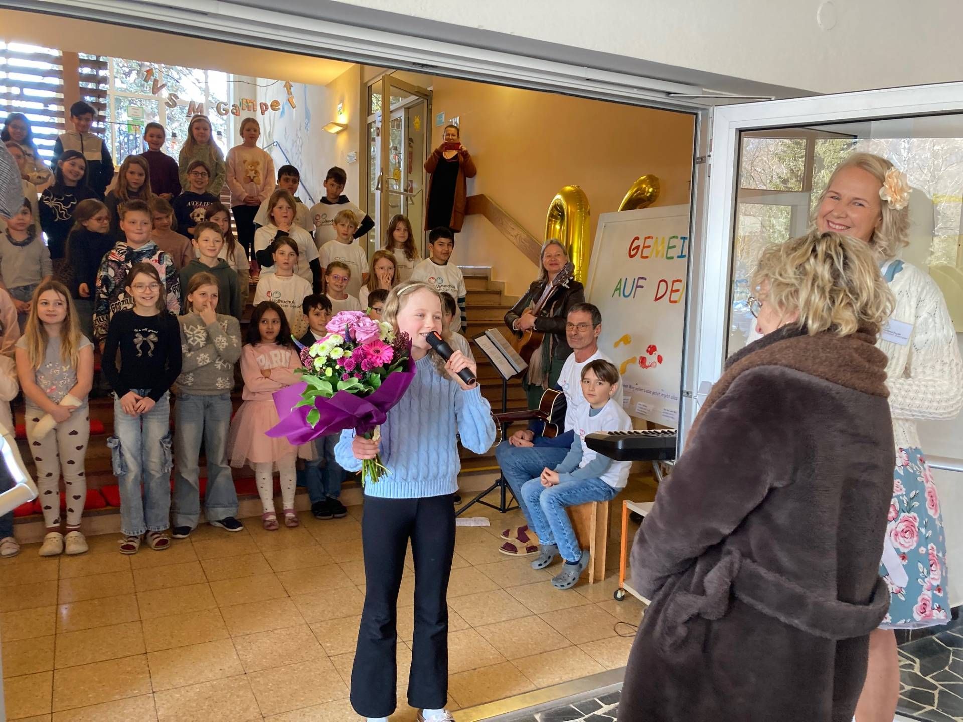 Johanna trug ein Gedicht vor. Foto: Stangl