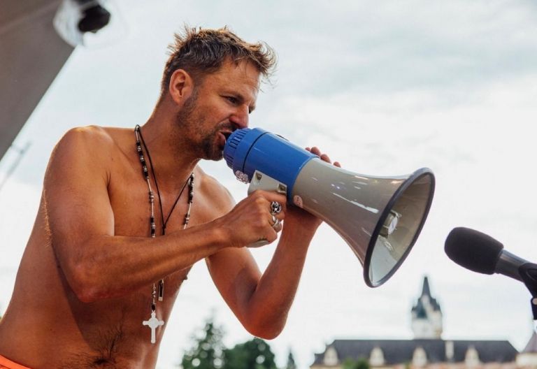 Philipp Hochmair rockt Lienz