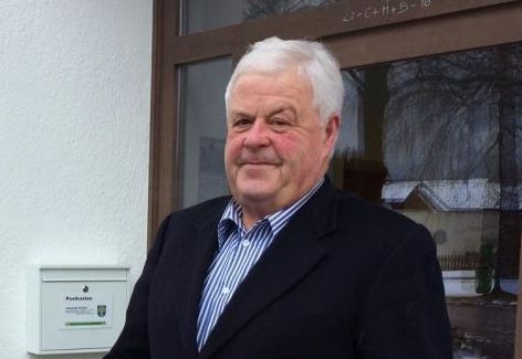 Amlach trauert um Altb&uuml;rgermeister Franz Idl
