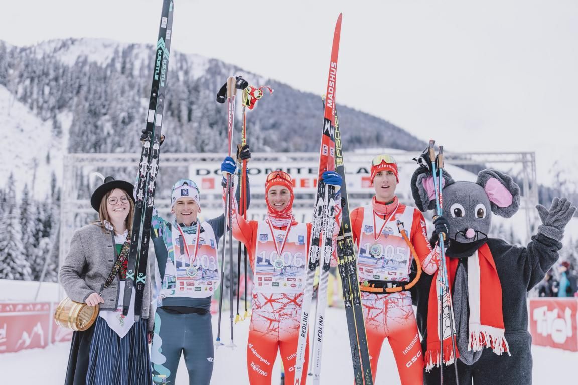 Das Herren-Siegertrio &uuml;ber 42km Classic. Foto: Expa Pictures