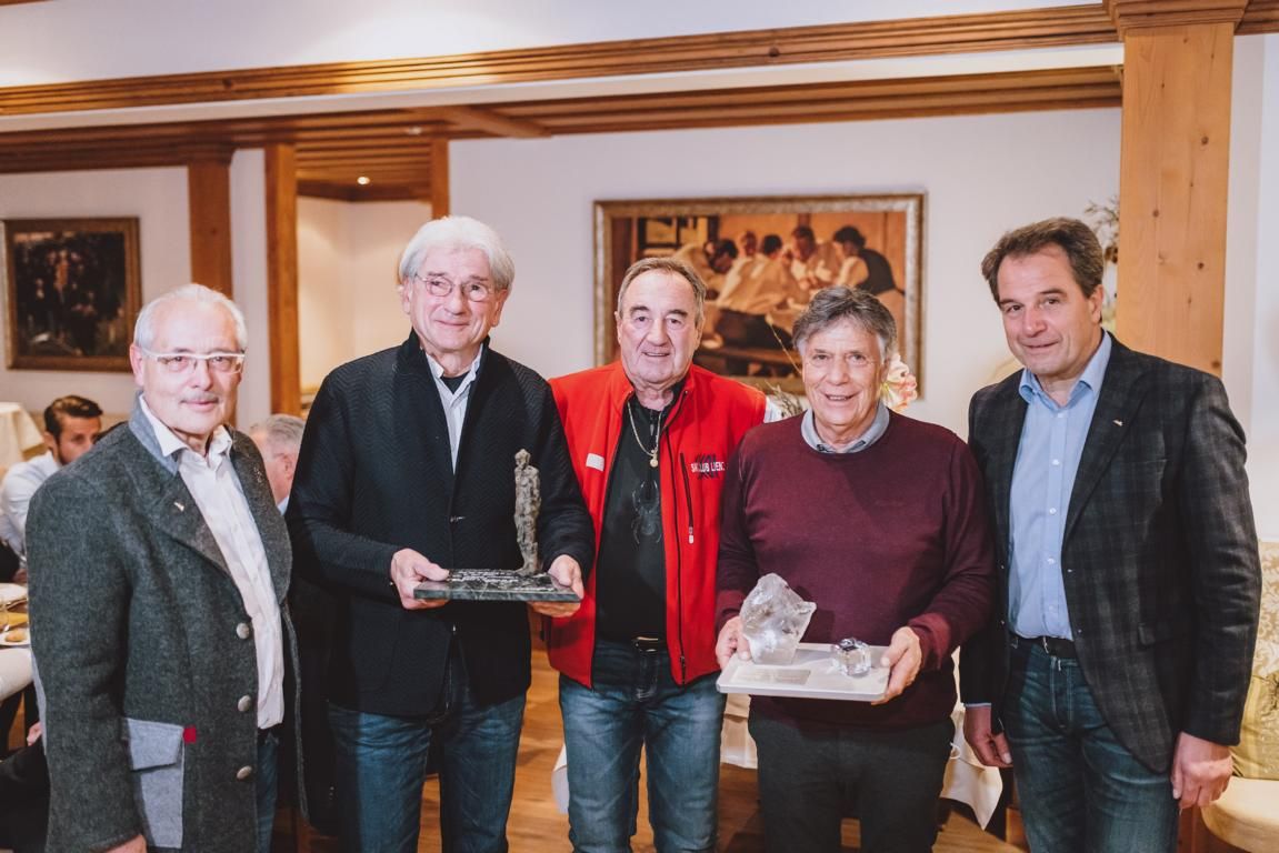 v.l.: OK-Pr&auml;sident Werner Fr&ouml;mel, Dr. Klaus Leistner (&Ouml;SV), Skiclub-Pr&auml;sident Siegfried Vergeiner, Prof. Peter Schr&ouml;cksnadel, TVB-Obmann Franz Theurl. Foto: Expa Pictures