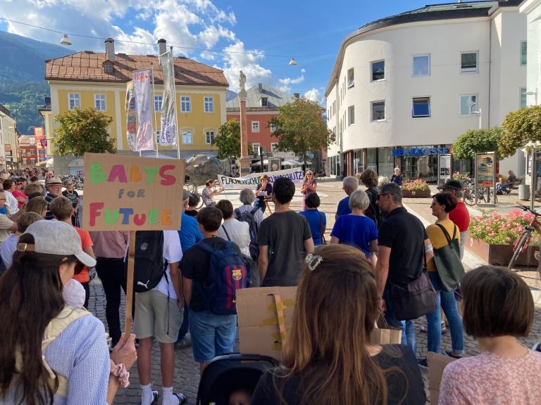 Kundgebung f&uuml;r Klima- und Bodenschutz auch in Lienz