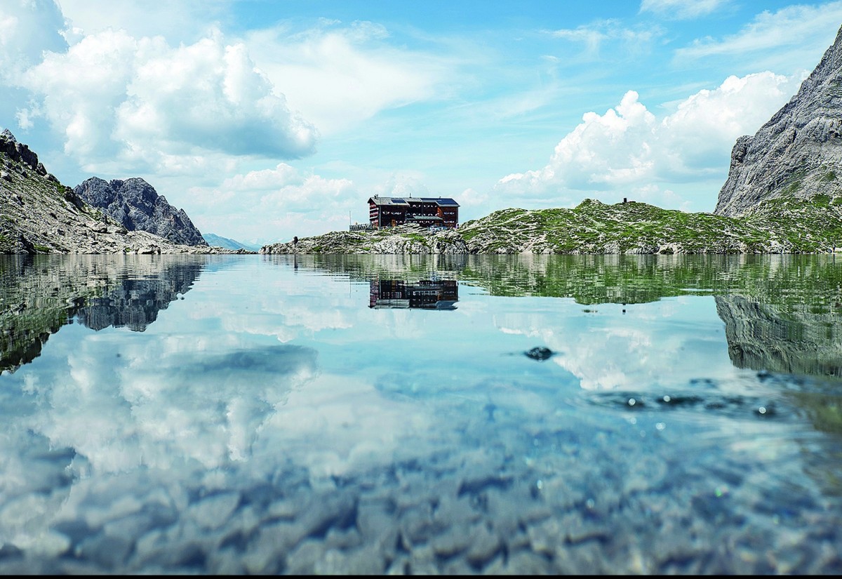 &bdquo;9 Pl&auml;tze &ndash; 9 Sch&auml;tze&ldquo;