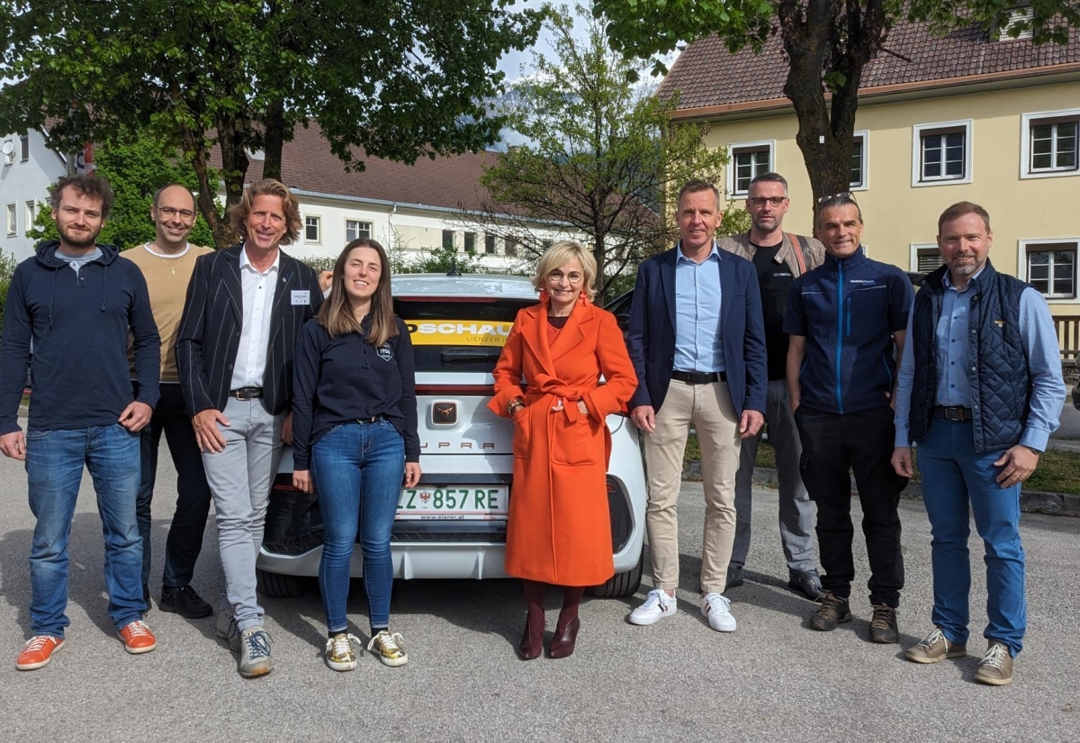 100 Fahrzeuge auf einem Blick -  Lienzer Autoschau 2024