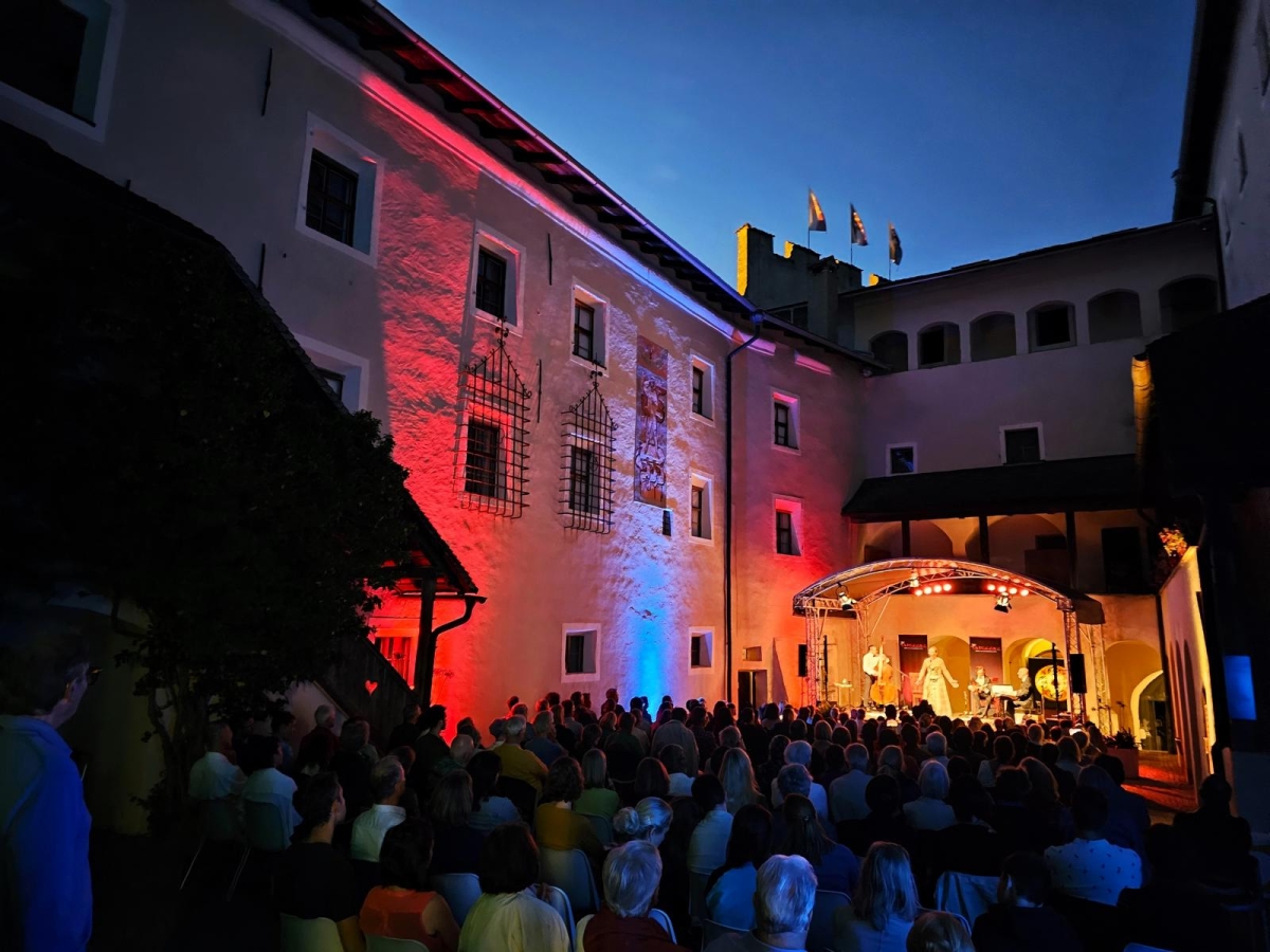 Kultursommer: von keltischen G&ouml;ttergaben bis Popmusik