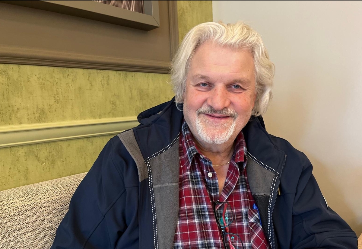 Hansl Klaunzer pr&auml;sentiert neues Werk