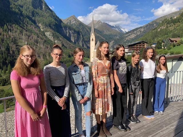 Nachwuchs-Autorinnen ber&uuml;hrten mit &bdquo;Trotzdem&ldquo;-Geschichten