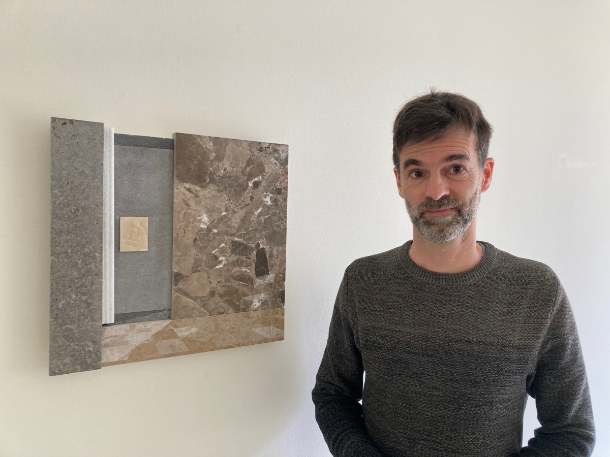 Peter Niedertscheider &bdquo;teilt&ldquo; R&auml;ume in der Kunstwerkstatt