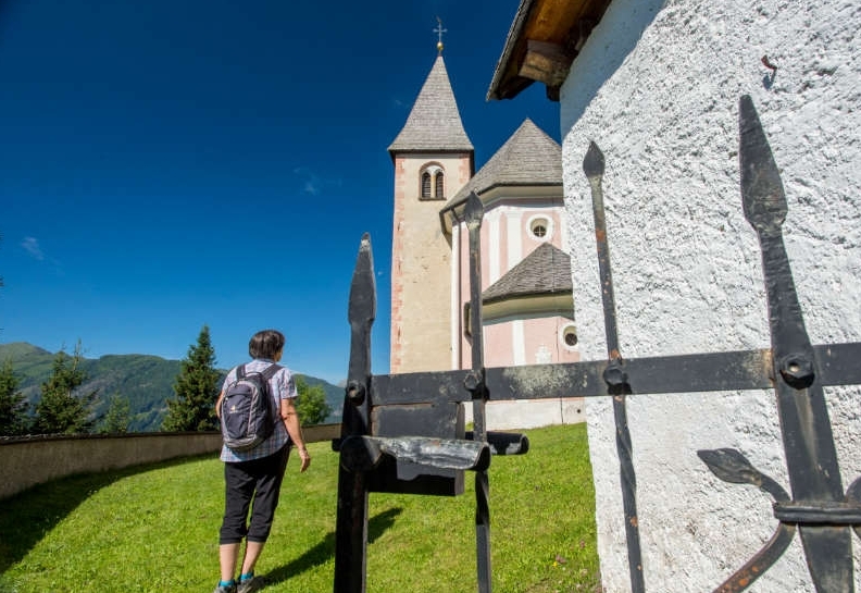 K&uuml;nstlerisches und religi&ouml;ses Kulturerbe wieder entdecken