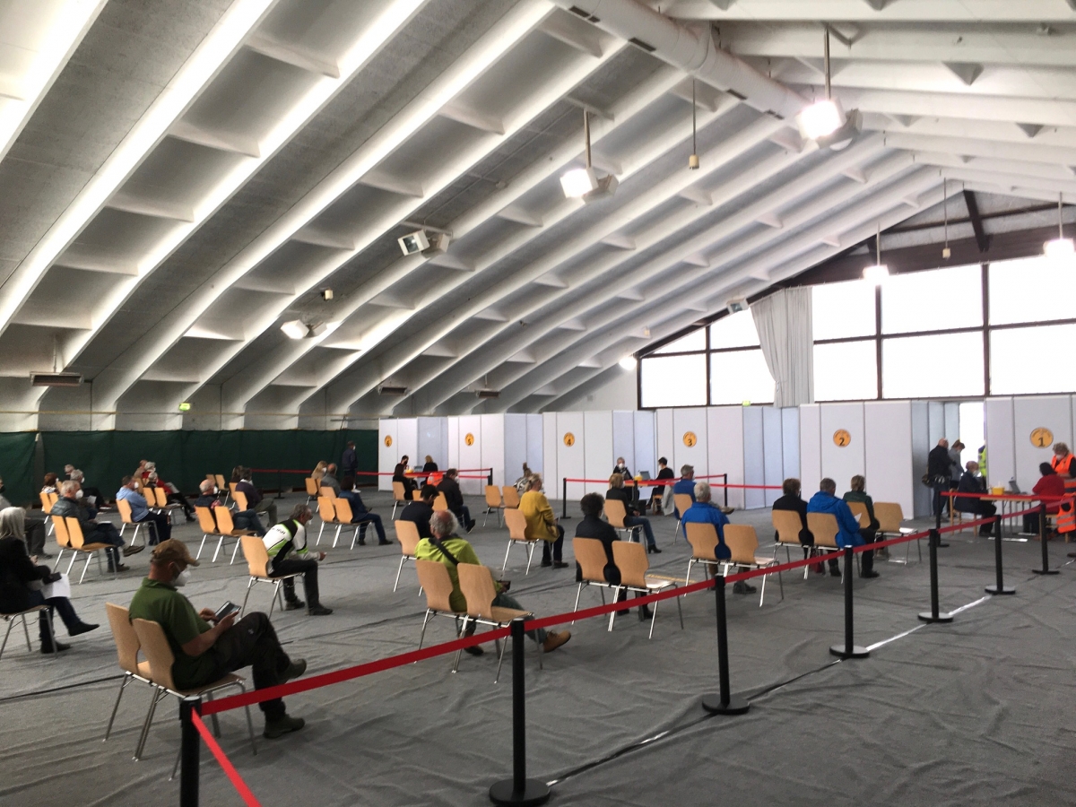Geordneter Ablauf im Impfzentrum Dolomitenhalle Lienz
