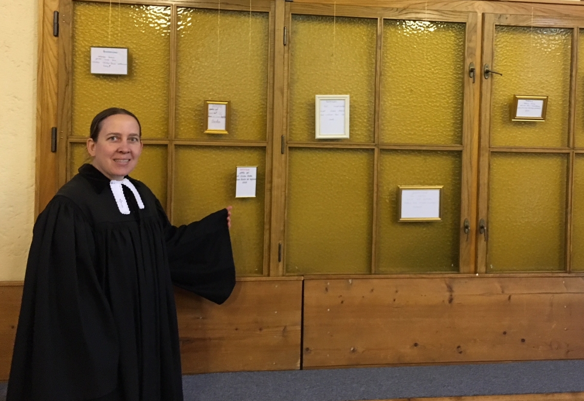 Sch&uuml;ler gestalten Ausstellung in Lienzer Martin-Luther-Kirche 