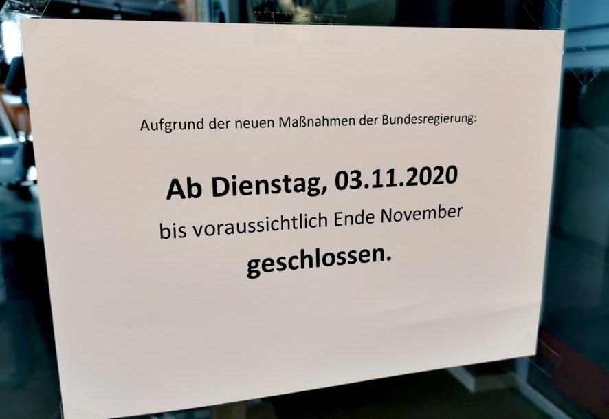 Umfrage: Was halten Sie von den neuen Corona-Schutzma&szlig;nahmen?