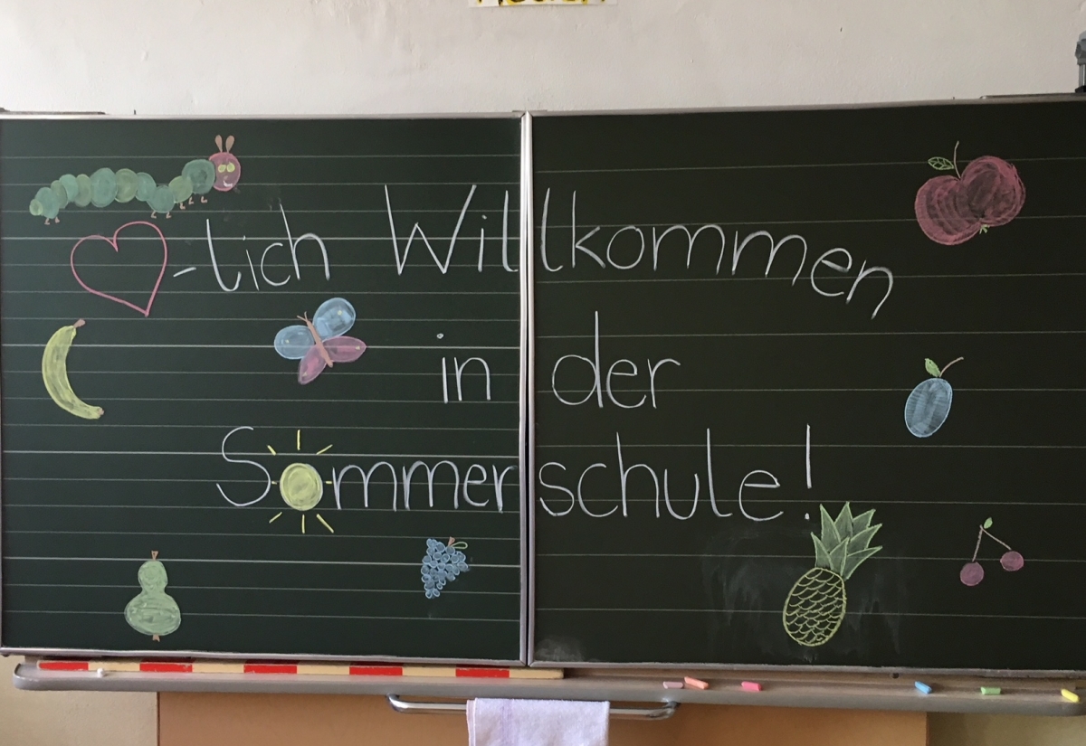Lernen und Spielen in der Sommerschule